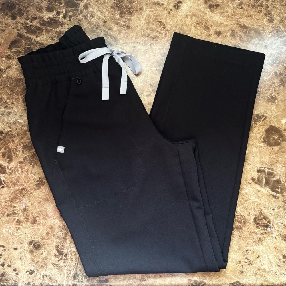 XS Petite FIGS scrub pants